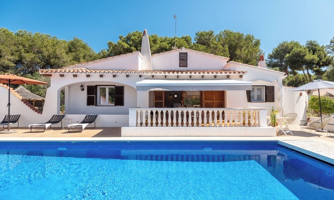 Sant Lluis Villa | Exclusiva villa en binibeca con piscina privada