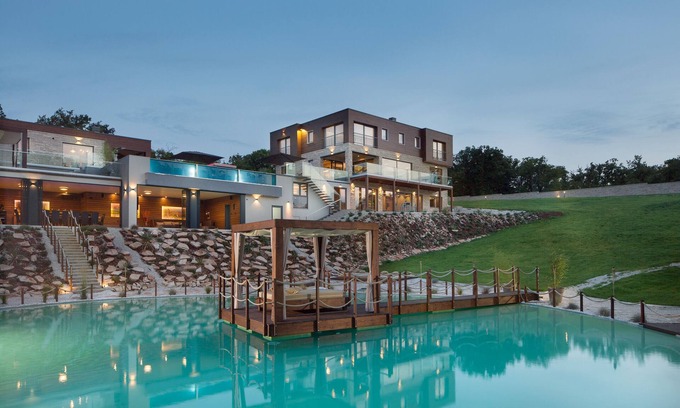 Jursici Casa | Villa exclusiva cerca de Pula con su propio lago