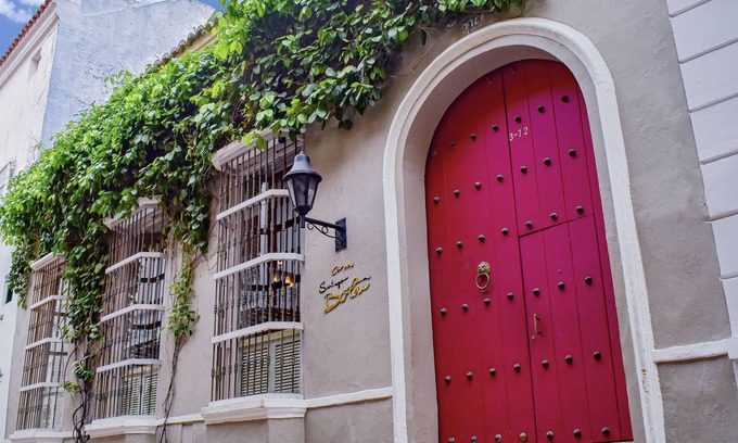 Narino Villa | Exclusive villa where art and luxury meet to live the magic of Cartagena.