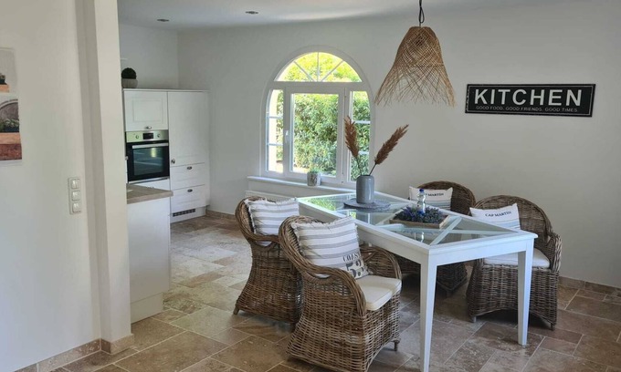 Lichtenberg Apartamento | Exclusives Apartment im Spanischen Landhausstil