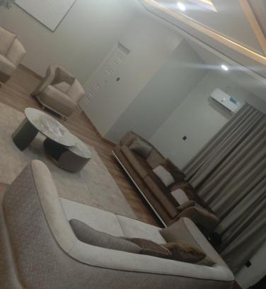 Independence Layout Apartamento | Executive 4 Bedroom Luxury Apartment