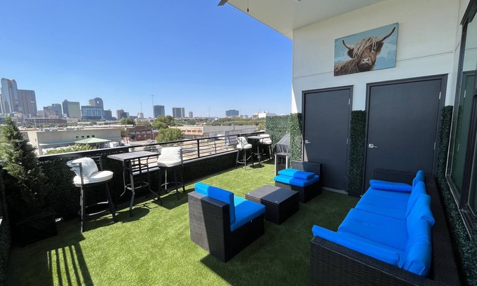 Cedars Condominio | Executive Dallas Boutique Condo!!!