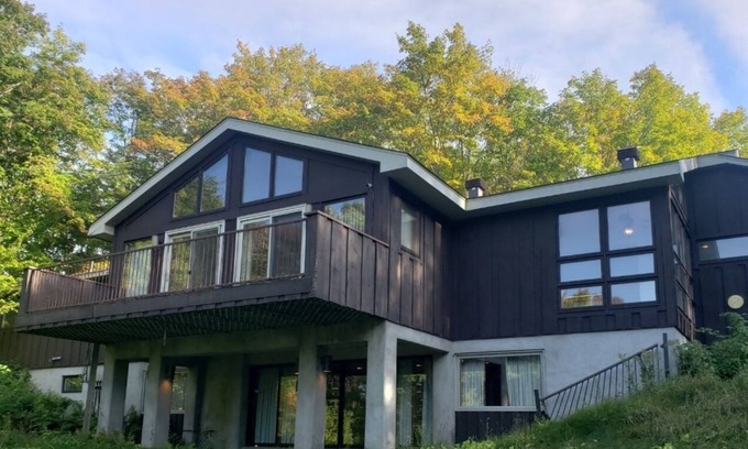 Algoma District Casa | Executive Hideaway or Family Retreat - outdoor paradise + city amenities