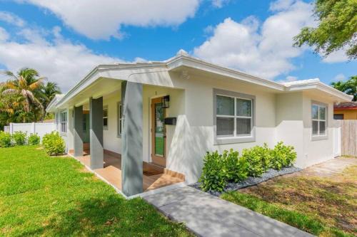 Lake Ridge Casa | Executive Retreat Unit 1 - Fort Lauderdale