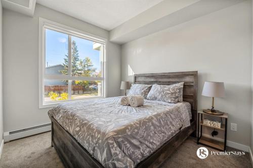 Inglewood Apartamento | Executive Suite in Inglewood with 2 Bedroom Parking AC and King Bedroom