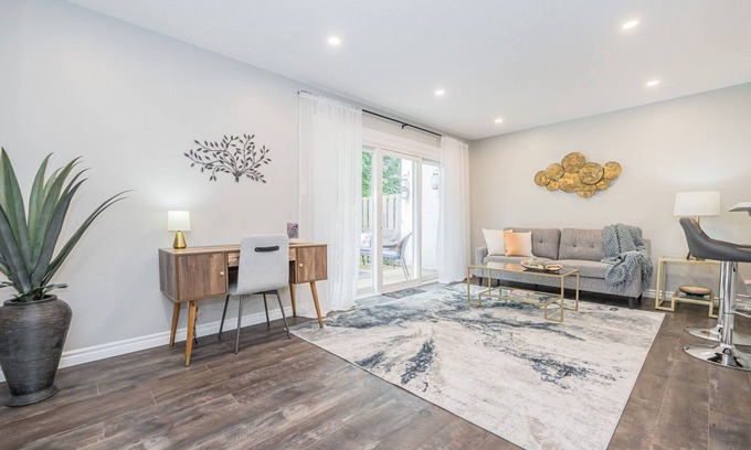 Waterloo Casa | Executive Townhouse in Central Waterloo