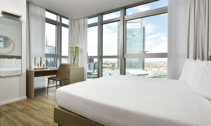 Centro Direzionale Apartamento | Executive two-room apartment with city view - Torre Galfa Milan | ONE Experience