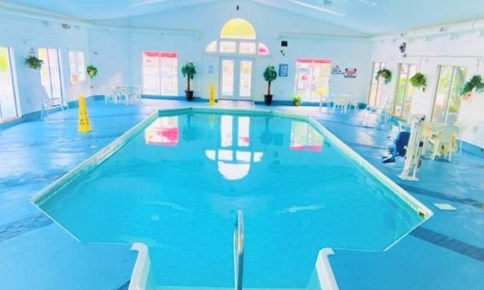 Southern Coast Hotel | Exit 5 Motel & Cottages