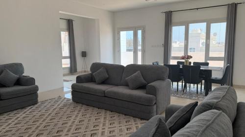 Muscat Apartamento | Exotic One-Bedroom Penthouse