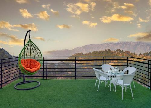 Dharampur Apartamento | Exotic Stays I The Suhana Suffer I Toy Train & Mountains View I Apartments I Excellent Service Of Year I Nature Treks I Kasauli