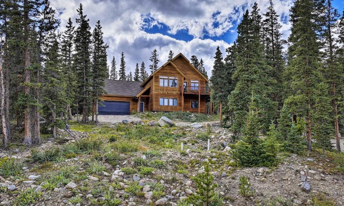 Valley of the Sun Casa | Expansive Fairplay Cabin with Wraparound Deck!