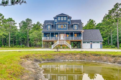 Georgetown Casa | Expansive Georgetown Home with Decks and Fire Pit!