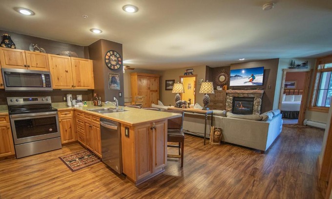 River Run Casa | Expedition Station 8590 by SummitCove Lodging