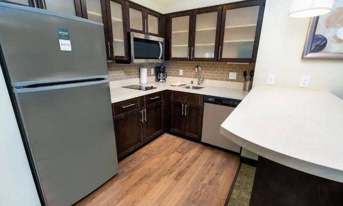Newark Casa | Experience a warm and welcoming place!!