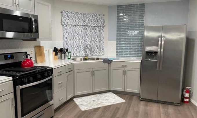 Bodfish Casa | Newly Designed 4 Bedroom Lake House Near Kern and Lake Isabella