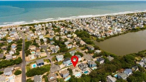 Ocean Sands Casa | Experience coastal charm at Salty Seahorse - C7500, a spacious 4-bedroom home in Corolla