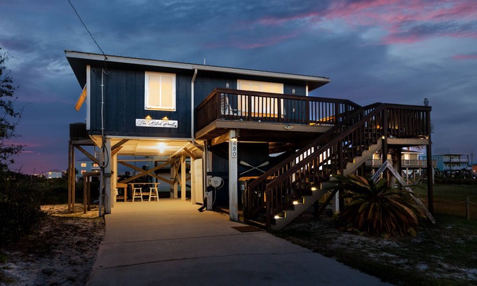 Fort Morgan Cabina | Experience Coastal Living at The Blue Pearl: Private Beach Access | Pet-Friendly