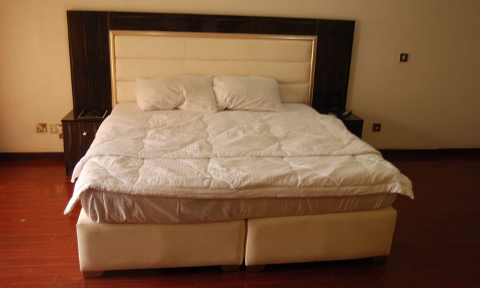 Abuja Hotel | Experiencia Comfort @ Kings Court Hotel, Abuja Buena ubicación, buen personal, buenas habitaciones