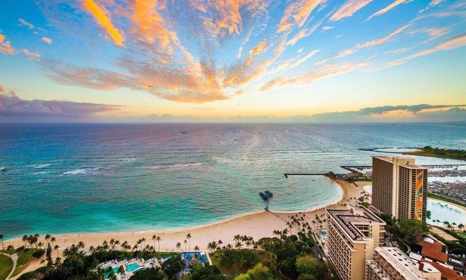 Waikiki Complejo | Experience Island Paradise at The Grand Islander by Hilton - 2 Bd. Ocean View