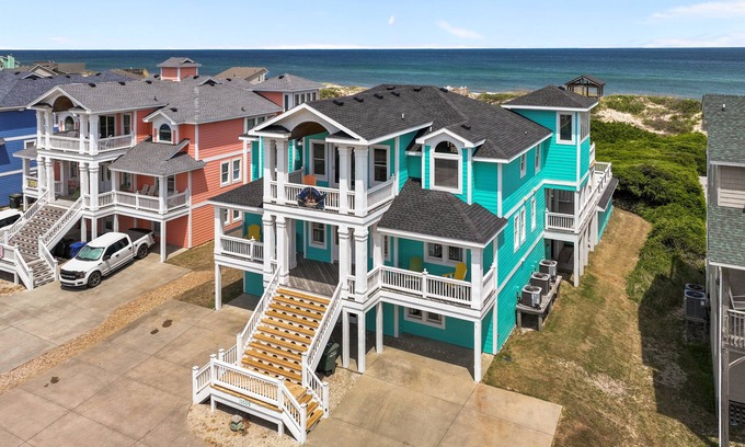 South Nags Head Casa | Experience luxury at Turquoise Turtle in Nags Head, perfect for up to 16 guests.