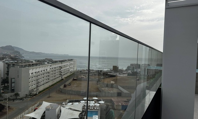 San Bartolo Apartamento | Experience luxury, comfort, and ocean views in San Bartolo.