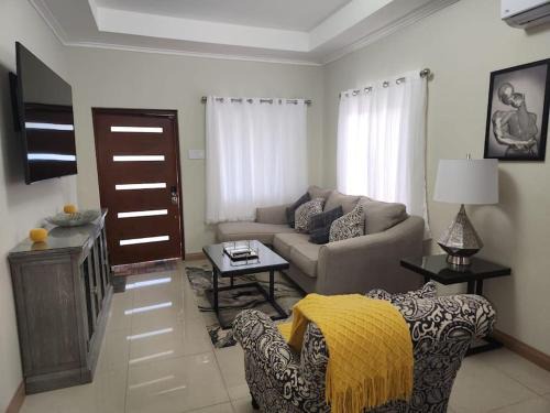 Ocho Rios Casa | Experience Luxury & Serenity-Your Perfect Getaway