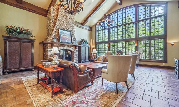 Warrior's Mark West Casa | Experience luxury at Gold King Retreat, a large home in Breckenridge with a private hot tub.