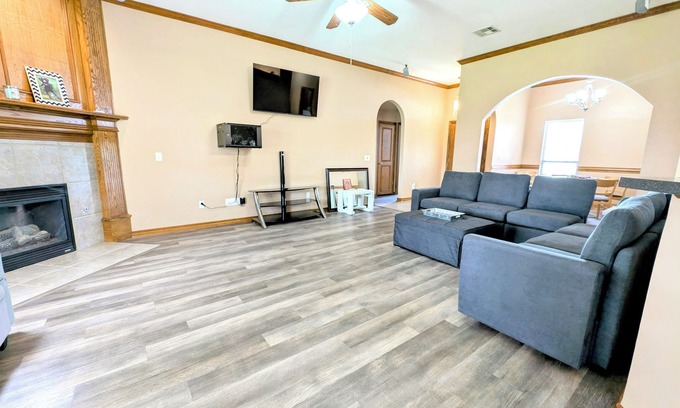 Norman Casa | Experience Norman living near University