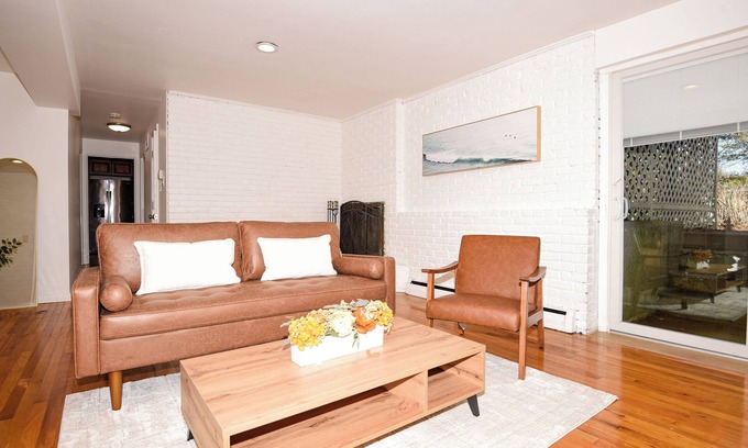 Commack Apartamento | Experience Our First Vrbo Magic!!!!