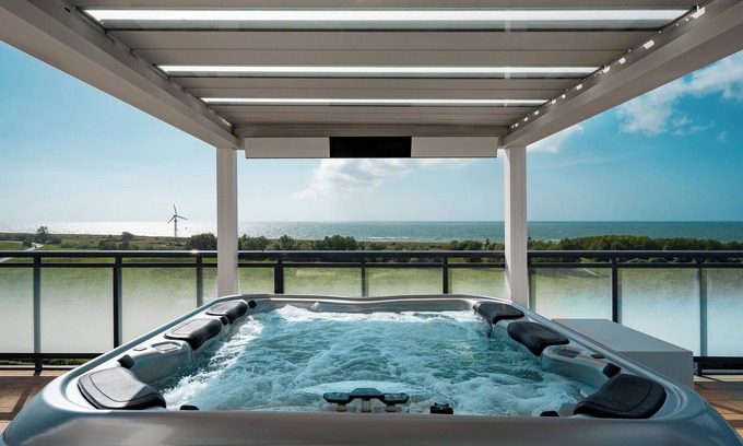Ostseebad Wustrow Apartamento | Experience pure luxury in the 5-star penthouse apartment Panoramasuite The Turm
