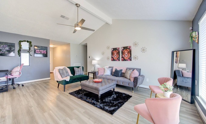La Porte Casa | Experience the Glamour of High Fashion