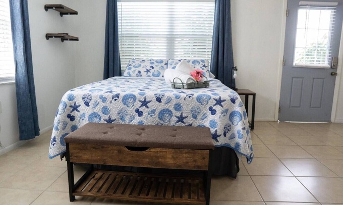 Carver City - Lincoln Gardens Apartamento | This studio is a 1 bedroom(s), 1 bathrooms, located in Tampa, FL.