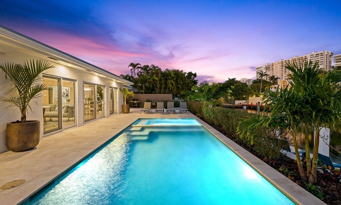 Bermuda Riviera Casa | Experience the Florida Sun at Beach Bunny, a Sunny Private Heated Pool Getaway!