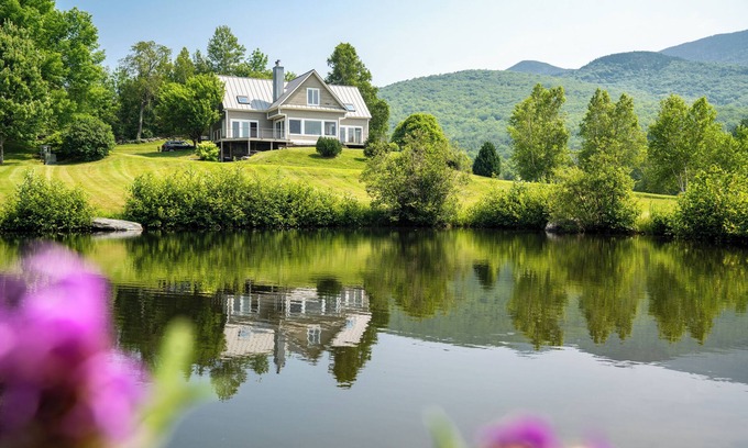 Stowe Hollow Casa | Experience Vermont in a Breathtaking Setting