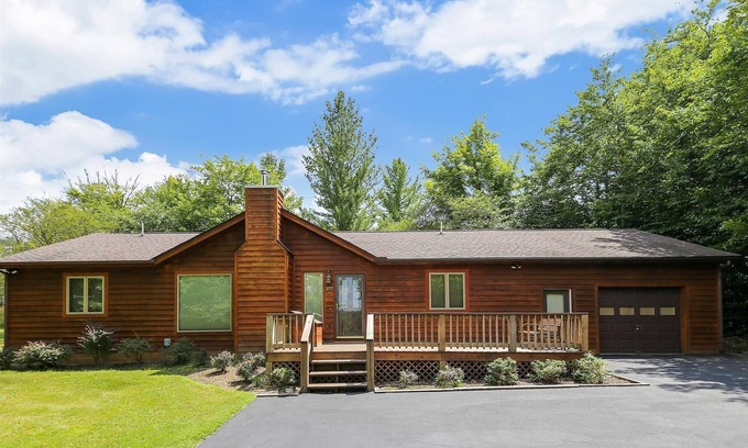 Timberline Casa | Explore Canaan Valley from Ski Hive!