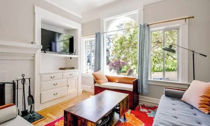 Mission District Apartamento | Explore the City from the Beautiful, Victorian, Liberty Hill