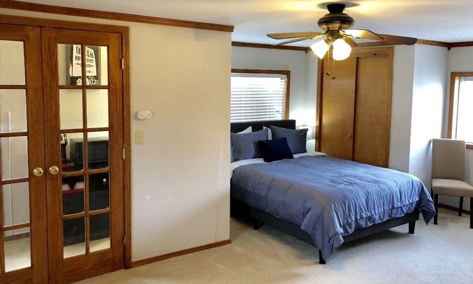 Turner Park Apartamento | Suite Expo Center en el piso superior