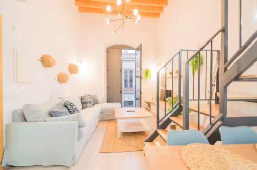 Almeria Centro Apartamento | Expoholidays- Apartamentos San Francisco con Terraza privada