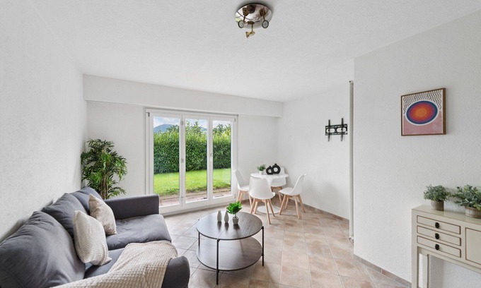 Horgen District Apartamento | EXQUIS Design 2-Room Apartment Zurich ROSET I Garden I Lake View