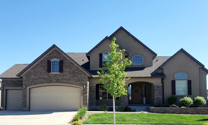 Flying Horse Casa | EXQUISENT PROPERTY.5 MIN FROM AIR FORCE. 5200 SQ FT. 5 BR. 5 BR. 5 🔥PLACES.