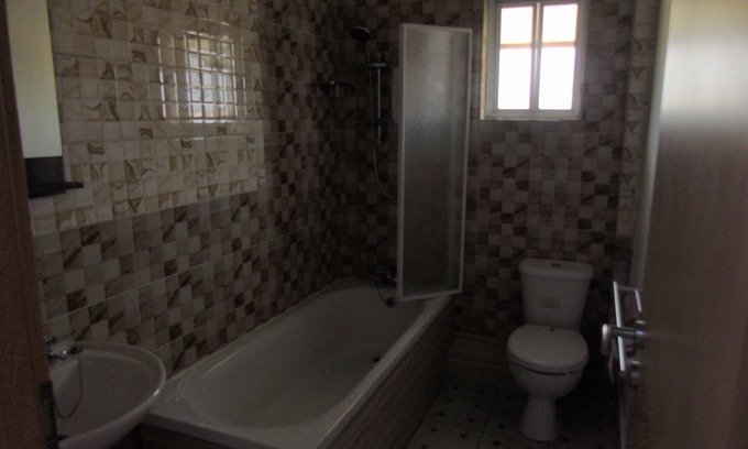 Kwabenyan Apartamento | Exquisite 2-bedroom Apartment (3A)