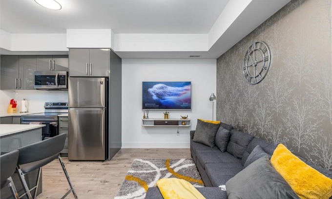 Niagara Falls Apartamento | Exquisite 2 Bedroom Apt, mins to the falls.