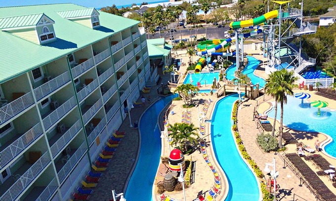 Indian Rocks Beach Condominio | NUEVO Exquisito 2 BR / 2 BA Waterfront Beach Condo + Acceso gratuito al parque acuático!