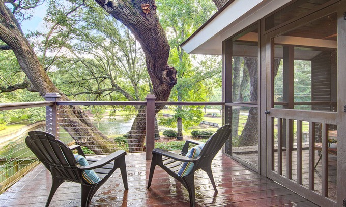Mount Pleasant Casa | Exquisite escape with lake views, second-floor deck & sunroom - dog-friendly