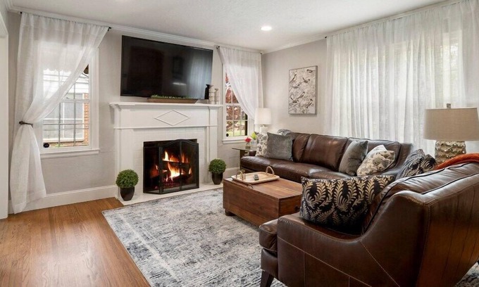 Turner Park Casa | Exquisite EXPO get AWAY-TU, Gathering Place etc.