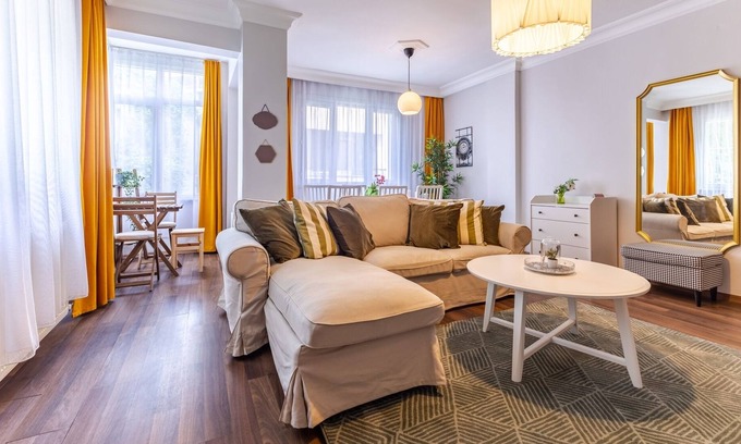 Gayrettepe Apartamento | Exquisite Flat Close to Zorlu in Besiktas