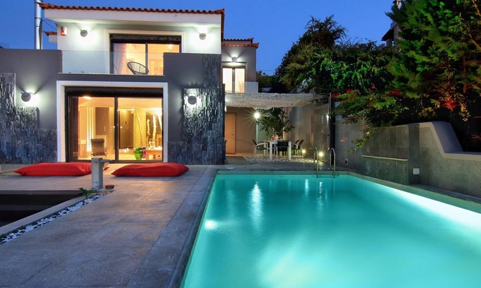 Athens City Centre Villa | Alluring Athens Maisonette | Apollo Heights Maisonette | 1 Bedroom | Superb City Views | Private Furnished Terrace with Hot Tub | Prime Location