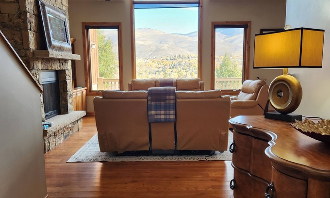Edwards Casa | Exquisite mountain home minutes from Beaver Creek