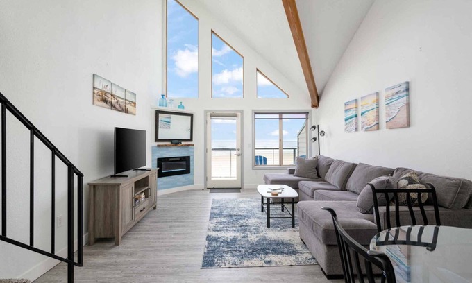 Rockaway Beach Condominio | Great Deals on Summer Stays!