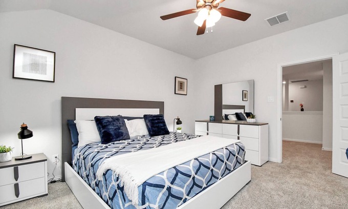 Katy Casa | Exquisite Relocation & Workers Dream Place